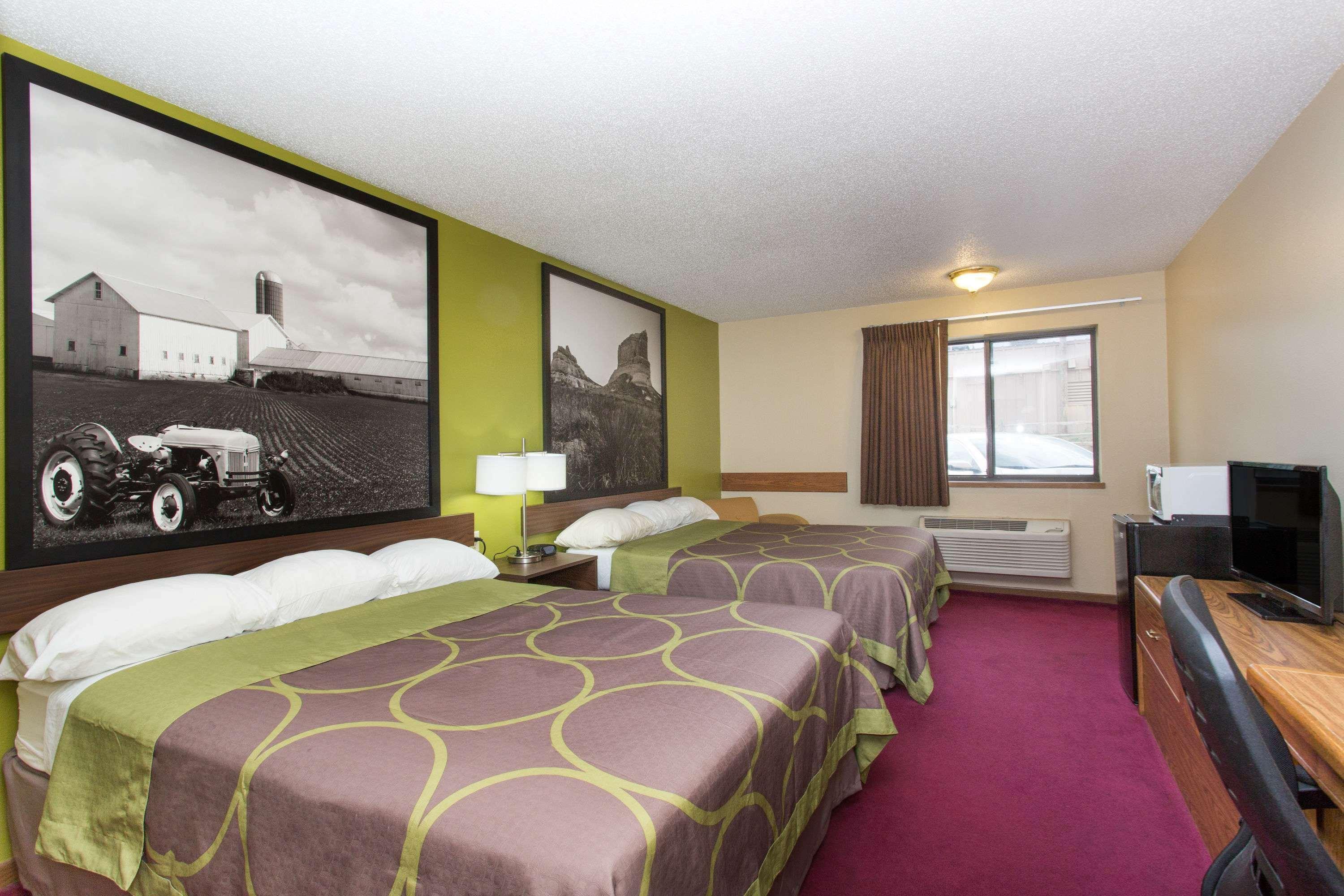 Hotel Super 8 By Wyndham Chadron Ne Exterior foto