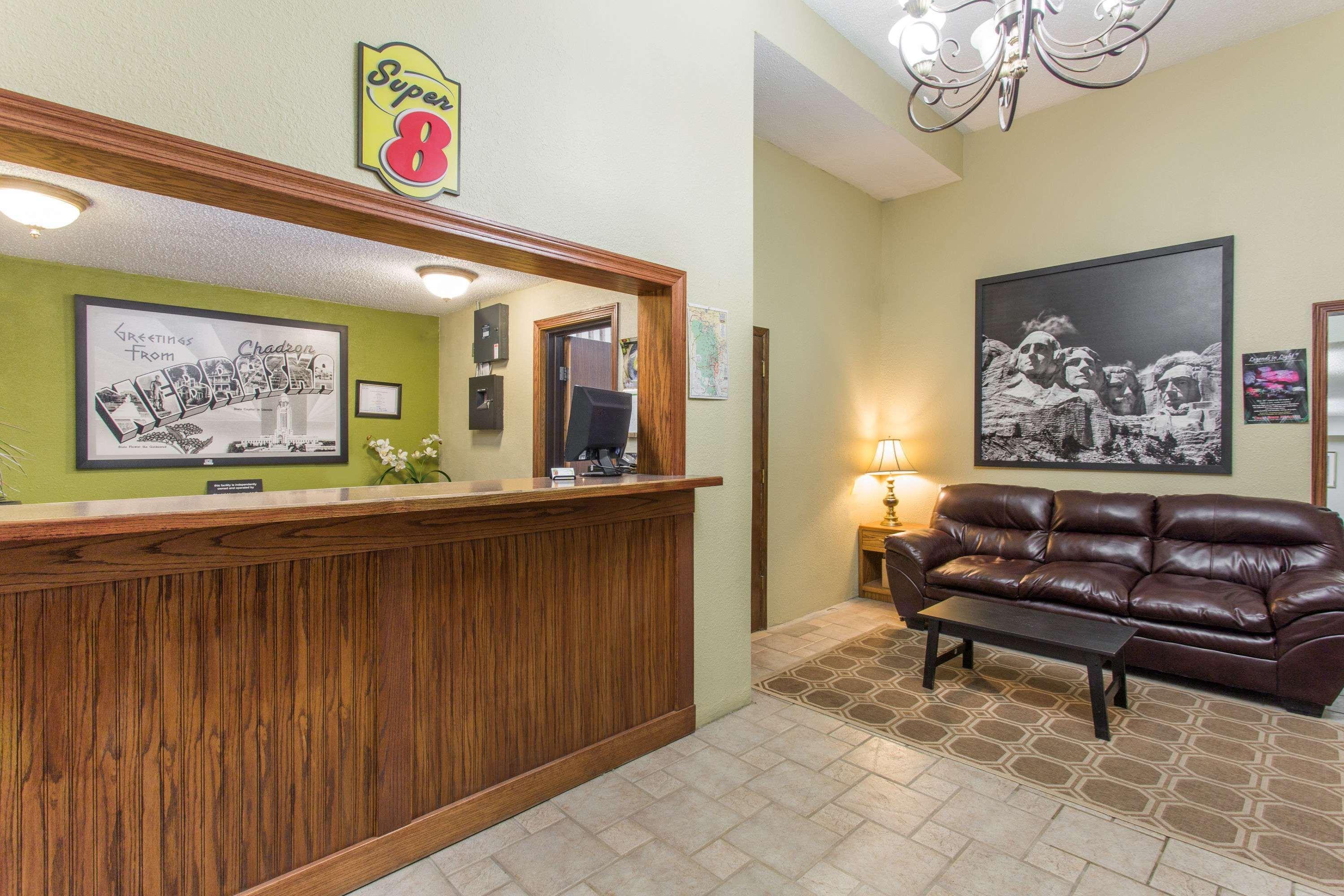 Hotel Super 8 By Wyndham Chadron Ne Exterior foto