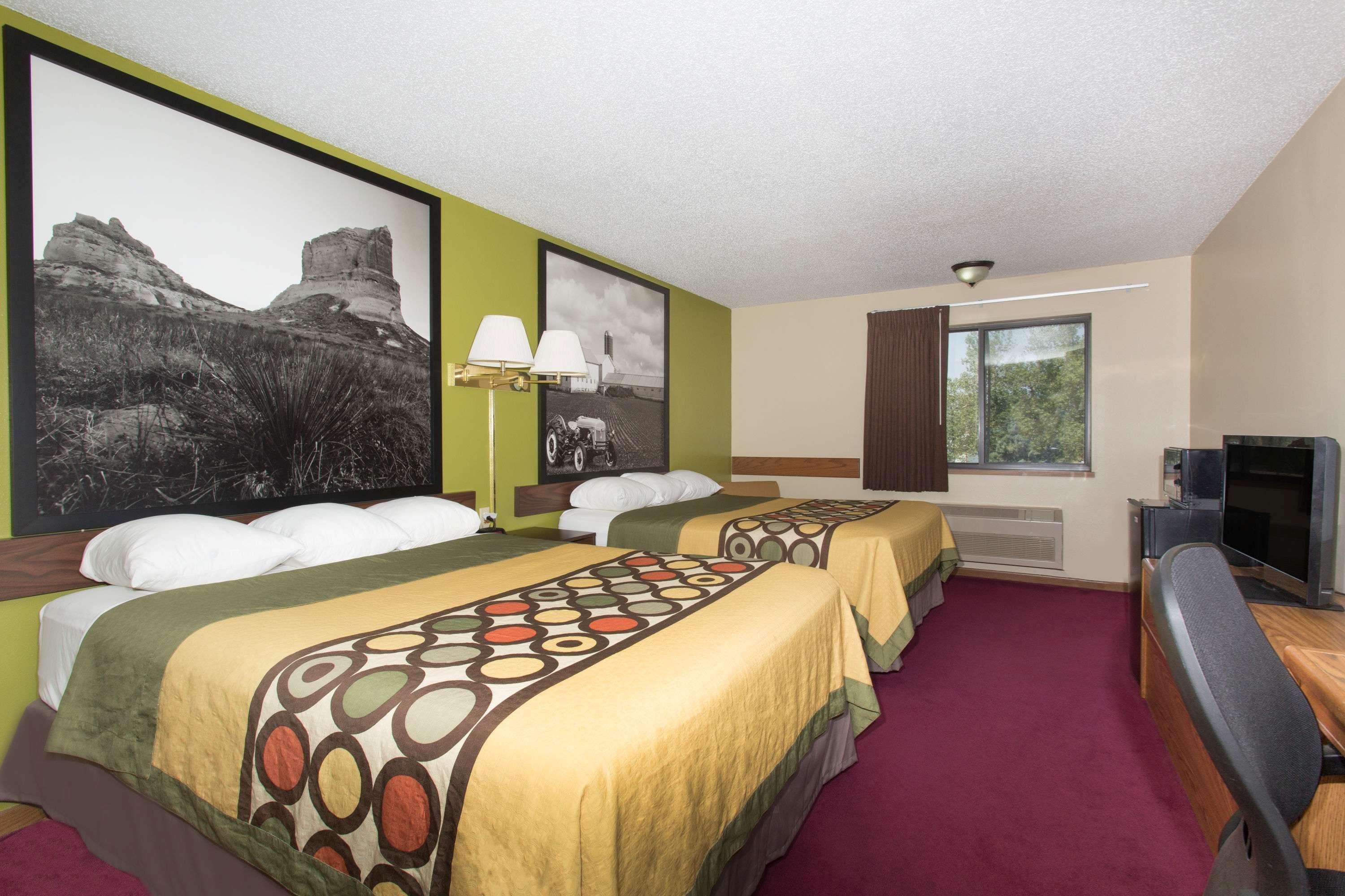 Hotel Super 8 By Wyndham Chadron Ne Exterior foto