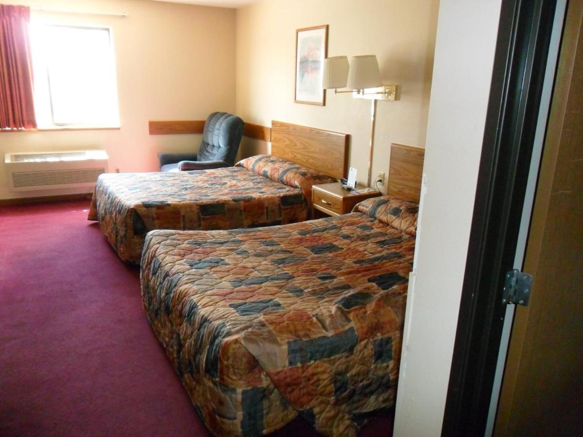 Hotel Super 8 By Wyndham Chadron Ne Exterior foto